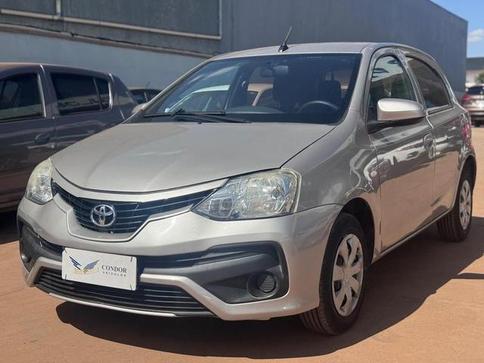 TOYOTA ETIOS HB X 13L MT