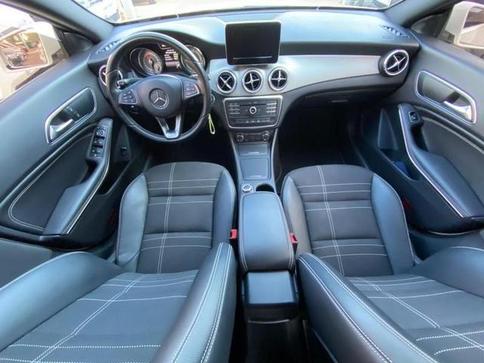 MERCEDES-BENZ CLA200FF