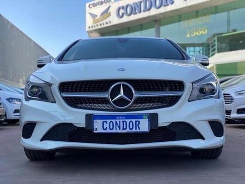 MERCEDES-BENZ CLA200FF