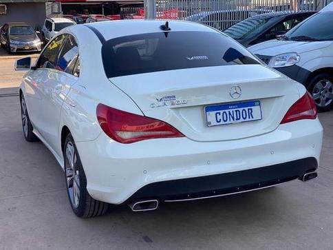 MERCEDES-BENZ CLA200FF