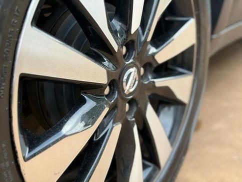 NISSAN KICKS SL CVT