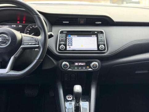 NISSAN KICKS SL CVT