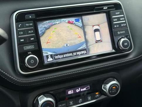 NISSAN KICKS SL CVT