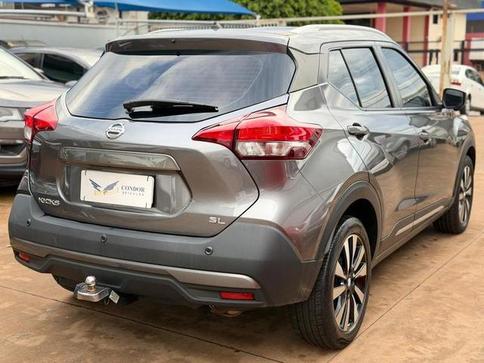 NISSAN KICKS SL CVT