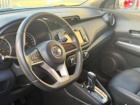 NISSAN KICKS SV CVT