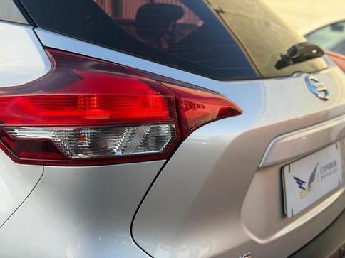 NISSAN KICKS SV CVT