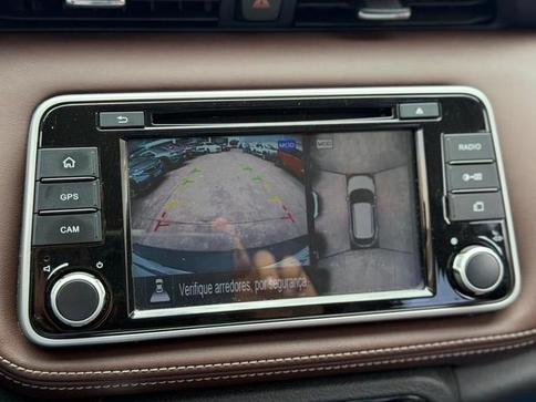 NISSAN KICKS SL CVT