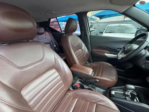 NISSAN KICKS SL CVT