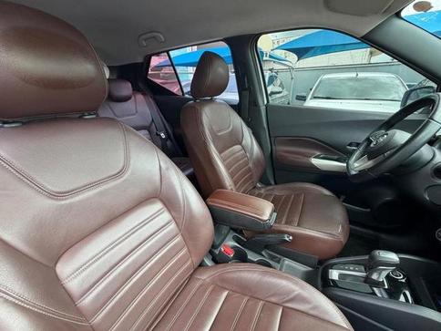 NISSAN KICKS SL CVT