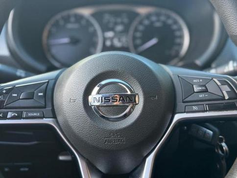 NISSAN KICKS S DRCT CVT