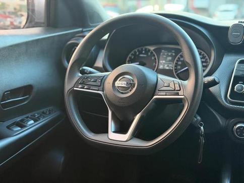 NISSAN KICKS S DRCT CVT