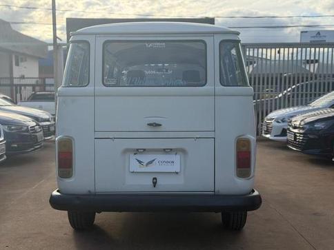 VOLKSWAGEN KOMBI
