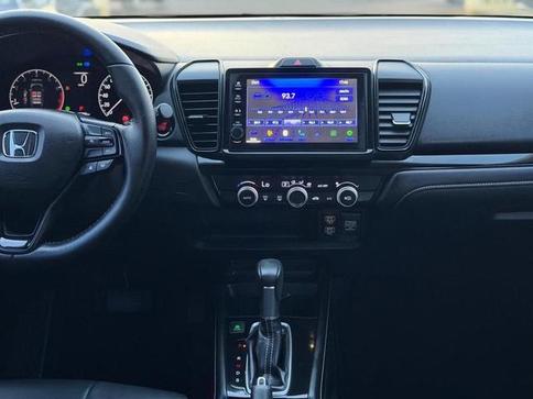 HONDA CITY HATCHBACK TOURING 1.5 FLEX 16V AUT.