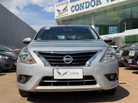 NISSAN VERSA 16SL CVT