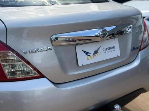 NISSAN VERSA 16SL CVT