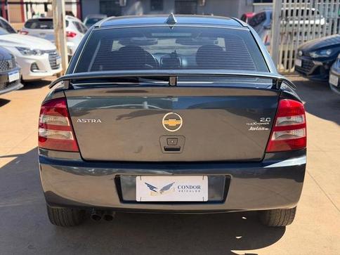 CHEVROLET ASTRA HB 4P ADVANTAGE