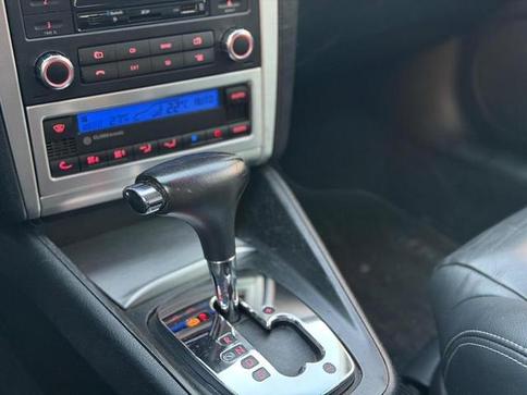 VOLKSWAGEN GOLF 2.0 SPORTLINE