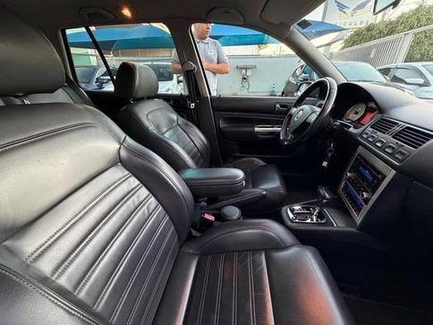 VOLKSWAGEN GOLF 2.0 SPORTLINE