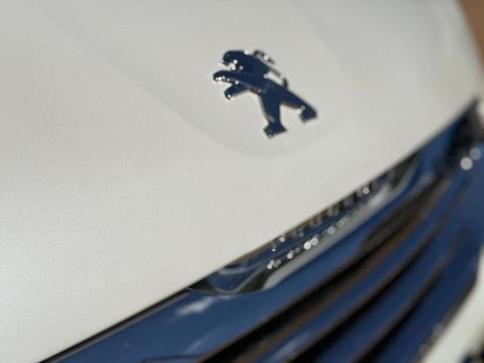 PEUGEOT 2008 GRIFFE EAT6