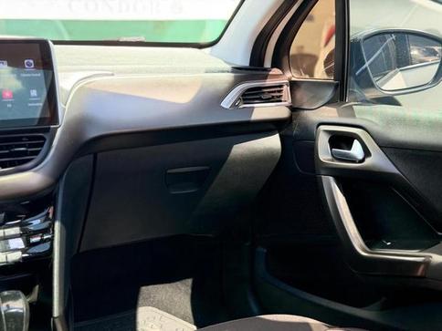 PEUGEOT 2008 GRIFFE EAT6