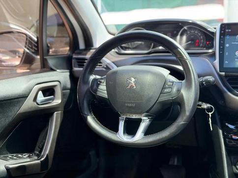 PEUGEOT 2008 GRIFFE EAT6