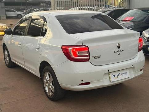 RENAULT LOGAN EXPR 10