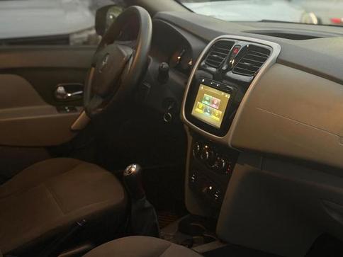 RENAULT LOGAN EXPR 10