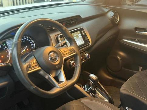 NISSAN KICKS SV CVT