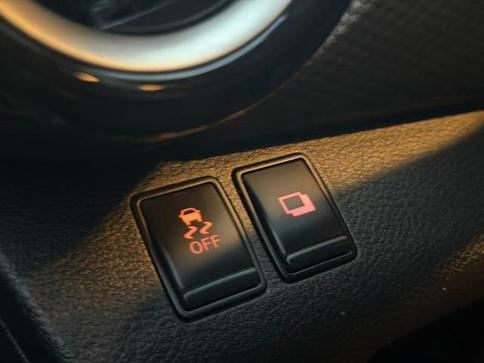 NISSAN KICKS SV CVT