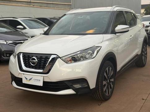NISSAN KICKS SV CVT