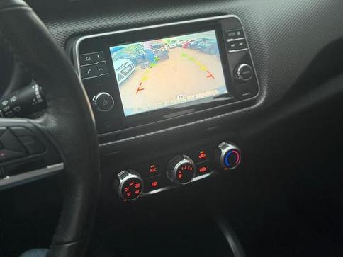 NISSAN KICKS SV CVT