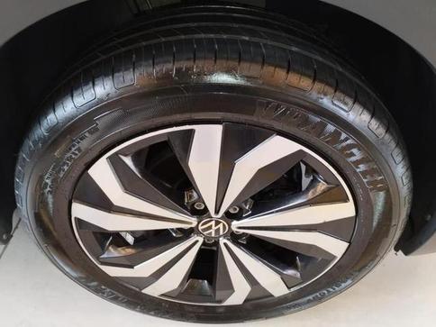 VOLKSWAGEN T CROSS HL TSI