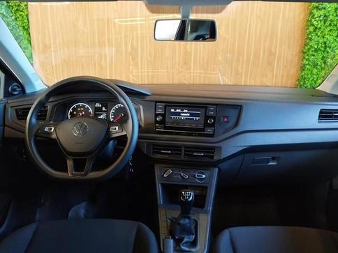VOLKSWAGEN POLO TRACK 1.0 FLEX 12V 5P