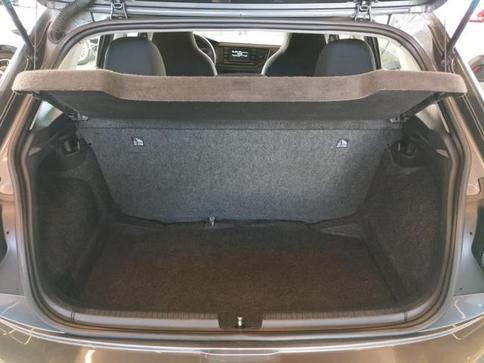 VOLKSWAGEN POLO TRACK 1.0 FLEX 12V 5P