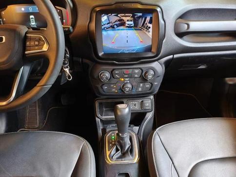 JEEP RENEGADE LONGITUDE T270 1.3 TB 4X2 FLEX AUT