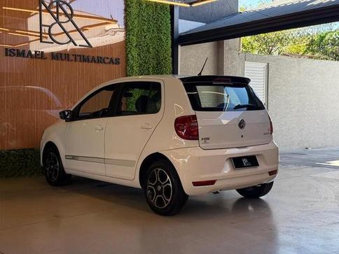 VOLKSWAGEN FOX 1.0 SELECAO