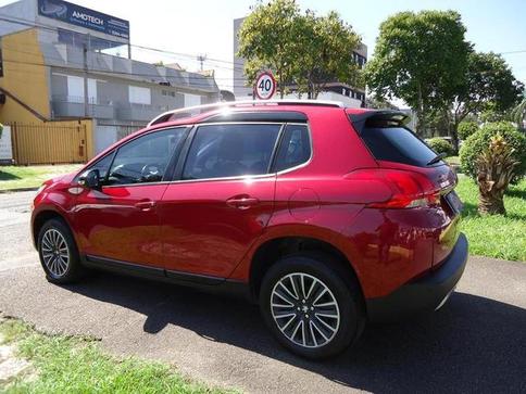 PEUGEOT 2008 ALLURE 1.6 AUTOMATICO