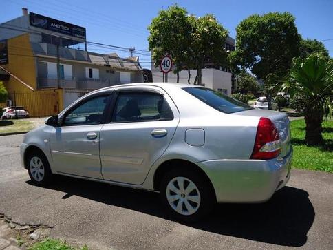 TOYOTA ETIOS 1.5 XS SEDAN 16V AUT