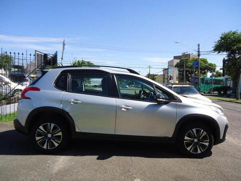 PEUGEOT 2008 ALLURE 1.6 AUTOMATICO