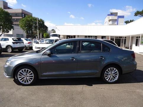 VOLKSWAGEN JETTA TRENDLINE TIPTRONIC 1.4 TSI AUT.