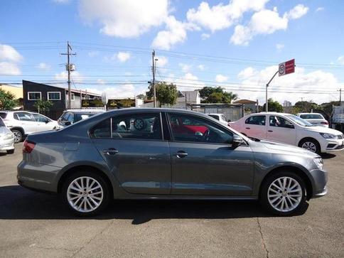 VOLKSWAGEN JETTA TRENDLINE TIPTRONIC 1.4 TSI AUT.