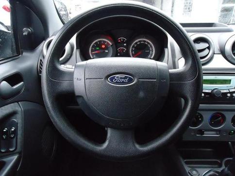 FORD FIESTA 1.6 8V FLEX