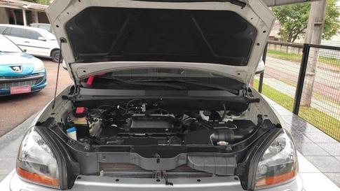 HYUNDAI TUCSON GLS 20L