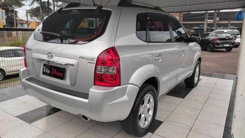 HYUNDAI TUCSON GLS 20L