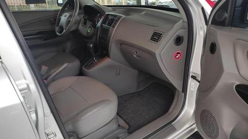 HYUNDAI TUCSON GLS 20L