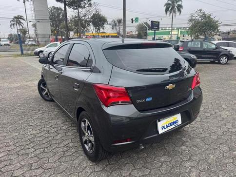 CHEVROLET ONIX 1.4 MPFI LTZ 8V FLEX 4P AUTOMATICO