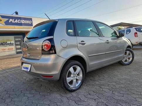 VOLKSWAGEN POLO 1.6