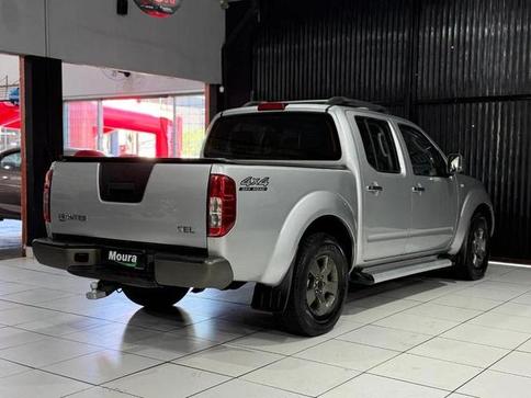NISSAN FRONTIER SEL CD 4X4 2.5 TB DD AUT