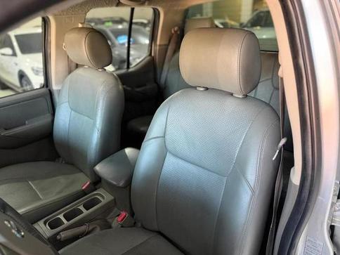 NISSAN FRONTIER SEL CD 4X4 2.5 TB DD AUT