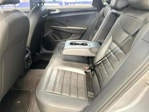 VOLKSWAGEN TAOS HL TSI AE